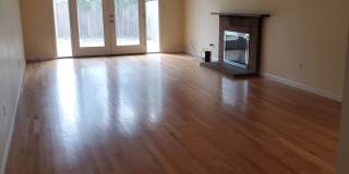 2 bdm 2 bath Ranch with Large fenced yard Gallery 19