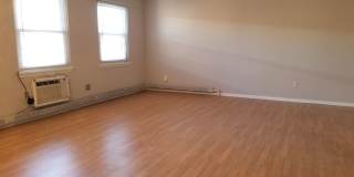 13789 Cedar Rd. Unit 300 Gallery 8