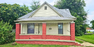 2336 Sycamore Street Gallery 1