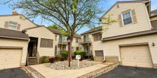 46 Commonwealth Dr Gallery 1