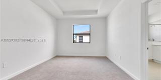 13033 SW 233rd Ter Gallery 10