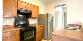 Charming 3-Bedroom Cul-de-Sac Home with Fenced Yard & Garage! Gallery 16