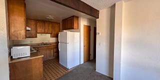 MONTH TO MONTH RENTAL AVAILABLE WITH VIEWS OF THE CITY! Gallery 1