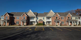 Chestnut - 2Br/2Ba Rental Home - Second Floor Gallery 1