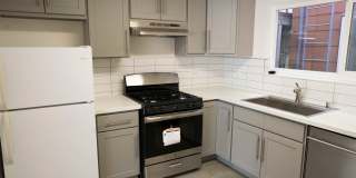 Mid-floor Flat in a duplex located in the Inner Richmond / Laurel Heights. Mid-floor Flat in a duplex located in the Inner Richmond / Laurel Heights. Gallery 4