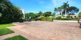 2000 Alamanda Drive - 206 Gallery 32