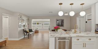 411 42nd Avenue Northeast Gallery 3