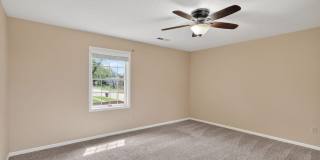 Spacious 4BR House in Columbia Gallery 31