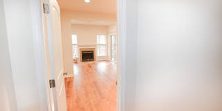 22090 AVONWORTH Square Gallery 7