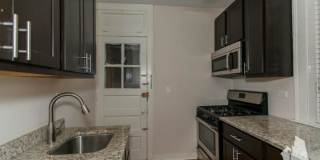 2177 W Giddings Gallery 7