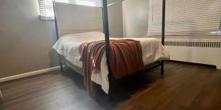 Stunning 3-Bed Twin Home in Lansdowne! Available May 1st! Gallery 17