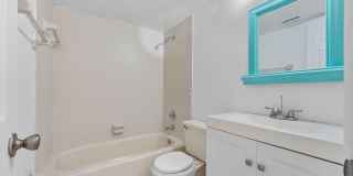 1725 HARRISON STREET Gallery 23