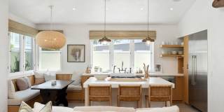 Fully Furnished Luxury Retreat in Pierpont! Gallery 14