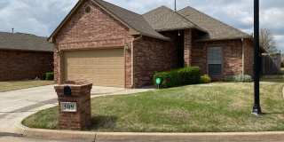 3 Bed 2 Bath 2 Car Garage In Moore & In Gated Community!!!! Gallery 1