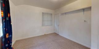 2525 South Clayton Street Gallery 22