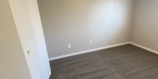 River Walk Apartments Gallery 414