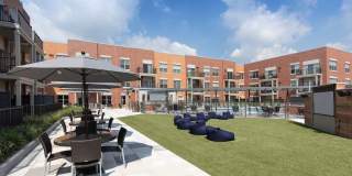 One William Gallery 74