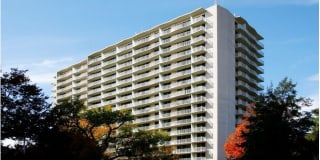 Hopkins House Gallery 27