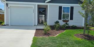 4 Bedroom Home in Surf City! Gallery 1