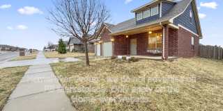 8005 NW 160th Ter Gallery 1