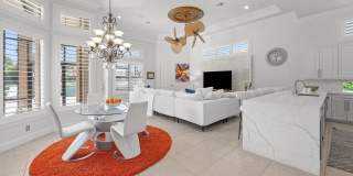 10771 Versailles Boulevard Gallery 11