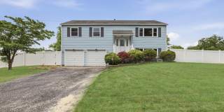 1029 Lucy Lane Gallery 1