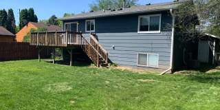 NE House for Rent 4 bedroom 2 full bathroom fenced in yard 2 Car attached garage. Gallery 3