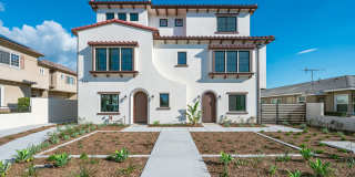 Brand-New Luxury Townhomes in Arcadia’s Top School District Gallery 1
