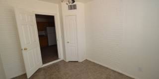 2920 E Beverly Drive Gallery 9