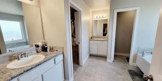 Upland Crossing - 3/2/2 All Appliances Included Gallery 15