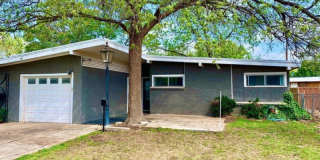 4404 44th Street Gallery 1