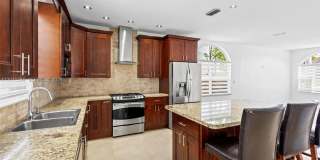 15835 NW 7th Street, Pembroke Pines, FL 33028 - 1578 Gallery 3