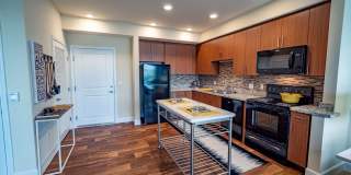 Woodin Creek Village Gallery 1