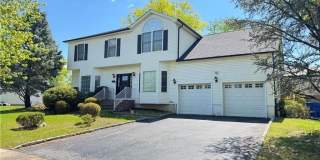 432 Jarrard Street Gallery 1