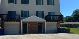 Newly Renovated Townhome in Dallastown Gallery 1
