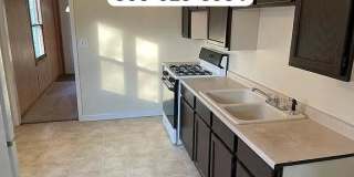 2210 N Flora Ave Gallery 3