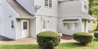 184 Maple Street Gallery 1