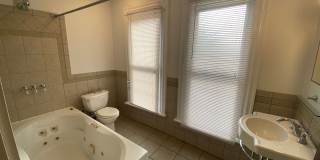 Beautiful Six Bedroom House Just Outside The Hustle and Bustle of OSU Campus! Gallery 12