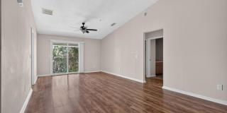 7047 DEER LODGE Circle Gallery 5