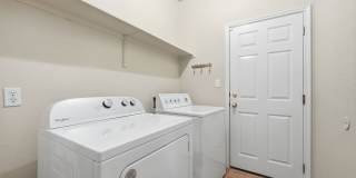 Gated Round Rock Ranch Lease | 3 Bed + Flex Space | 2,376 SF in The Enclave Gallery 18