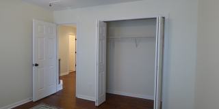 LOVELY HOME in Hamburg; Renovated, Garage, Many Upgrades! Gallery 37