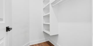 413 Lellyett Street Gallery 43