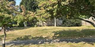 1126-1128 22nd St. Gallery 1