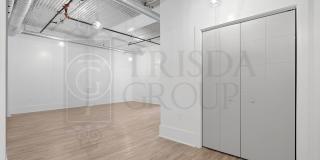 Apt 4 Avail July 18th!  Unique 2 BR, 2 BATH Apt in the HEART of Mt Washington!  3 Off Street Parking Spaces, AC, W/D, Pets OK! Gallery 27
