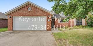 Beautiful 3 Bed, 2 Bath Bentonville Home with Fireplace & Fenced Backyard Gallery 1