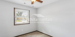 3 bedroom 2 bathroom home Gallery 9
