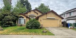 Lovely 3bd, 2ba Home in a Great Location! Gallery 1