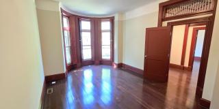 804 HOLLINS Street Gallery 16