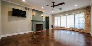 1317 W HOLLY Street Gallery 5