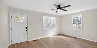 Charming Duplex 2BR + Upstairs 1BR Studio Gallery 1